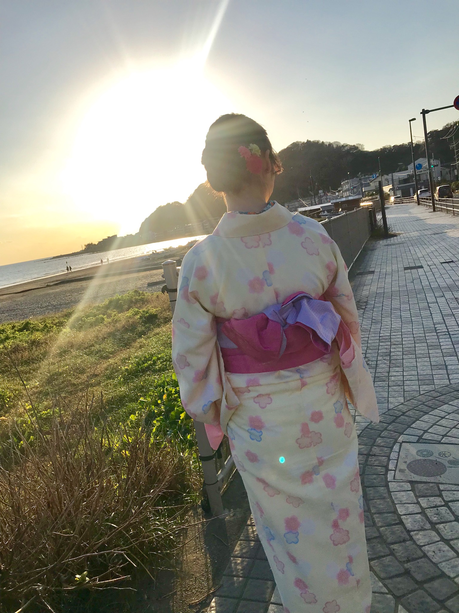 光に照らされて