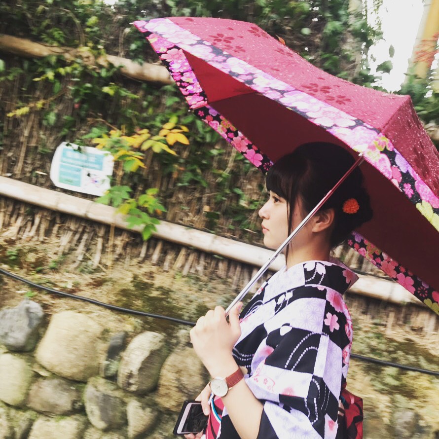 雨の京都のお出かけもお任せください♪