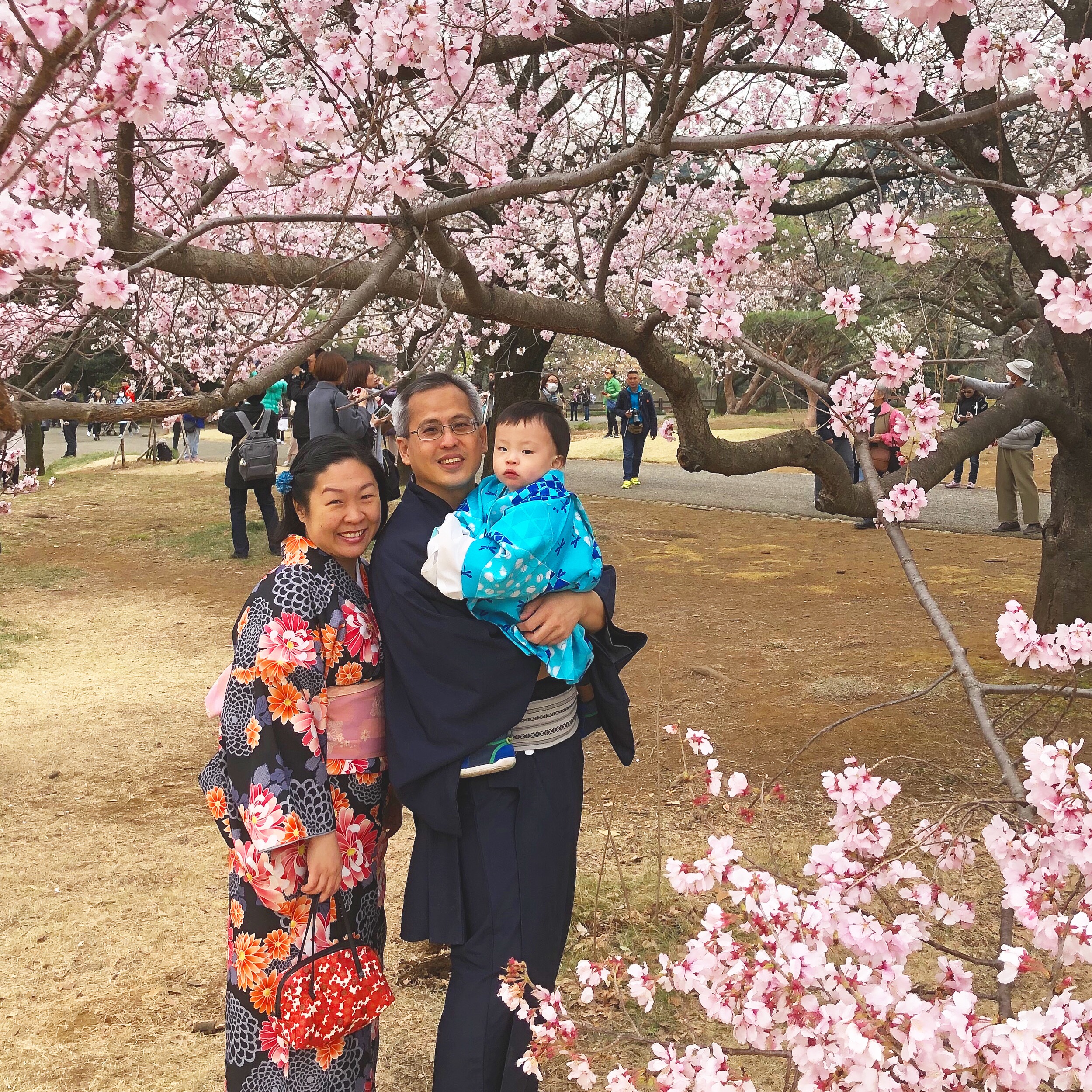 桜の木の下で(^^)