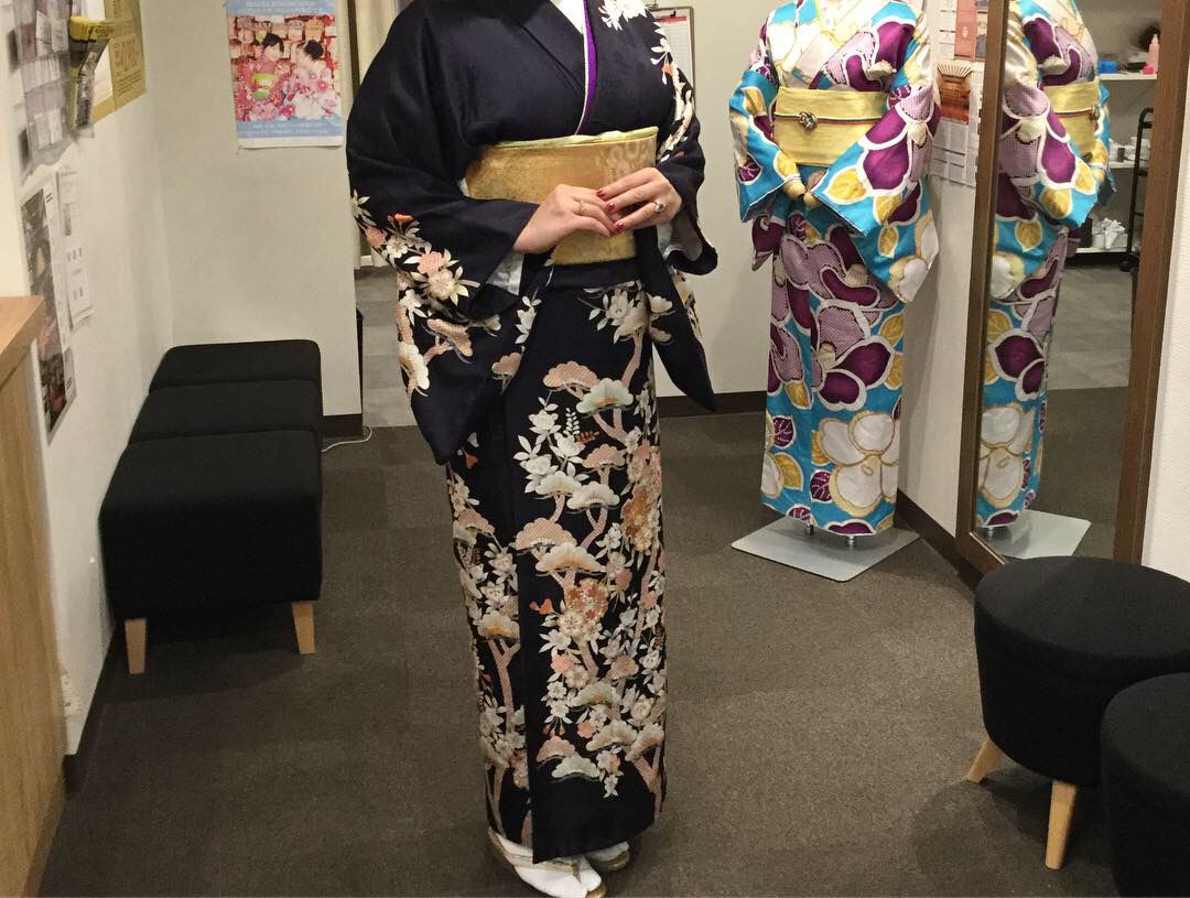 艶やかに訪問着3スター(*^ω^*)