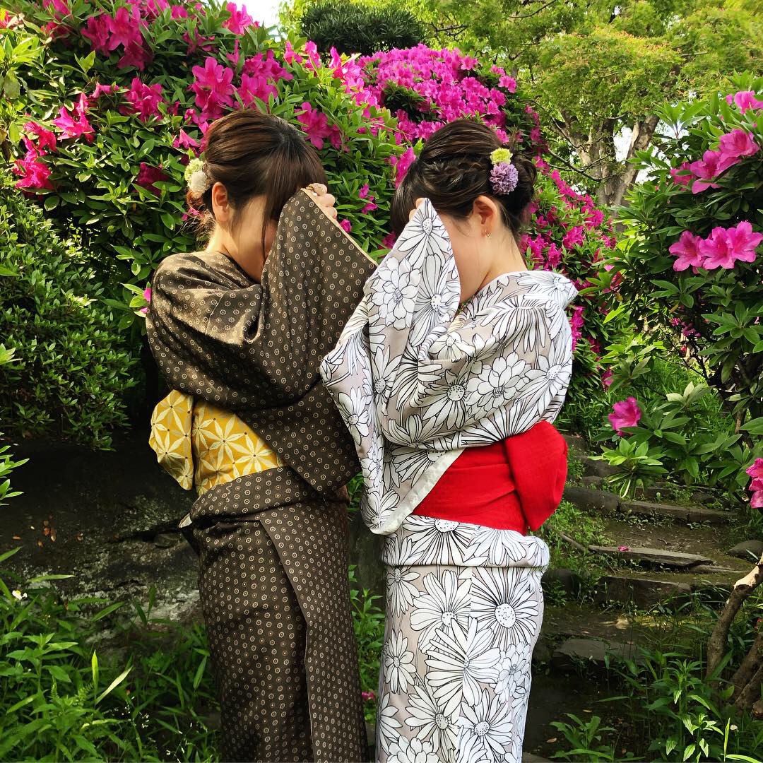 お花を背景に★