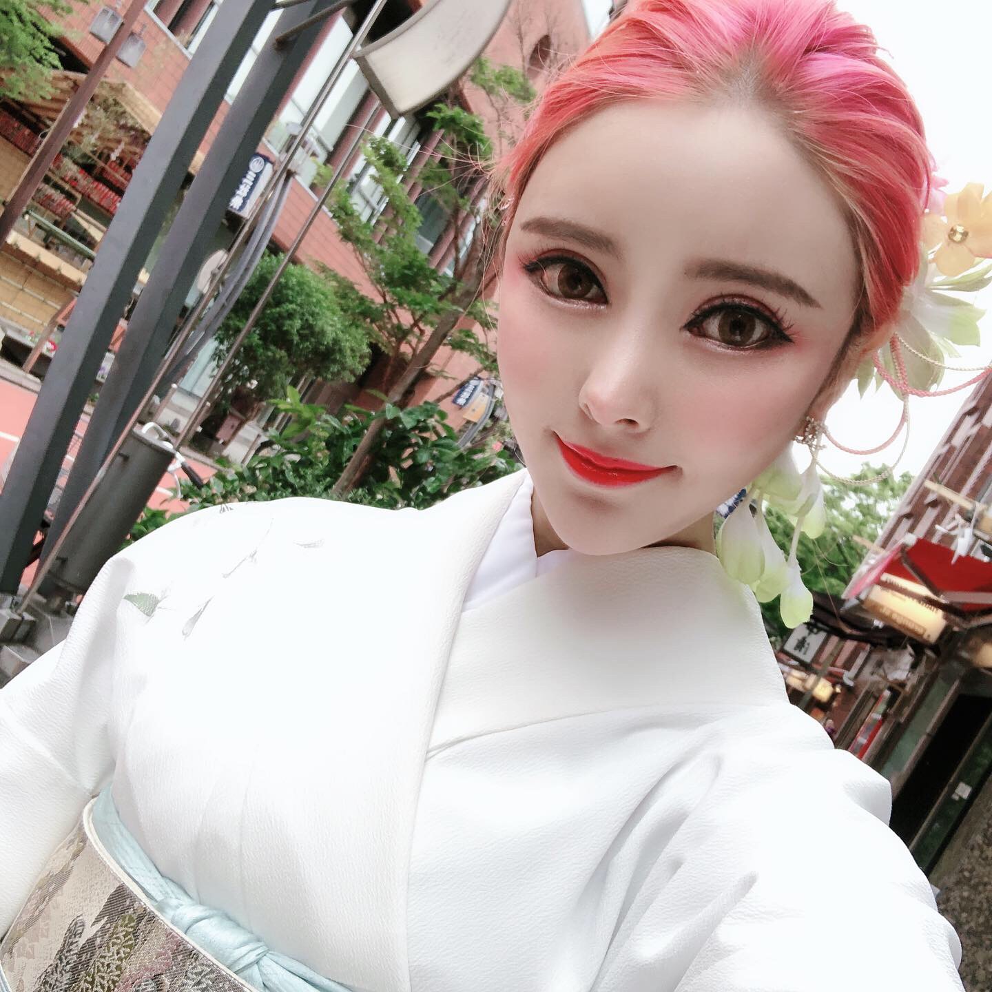 暑いですね…!