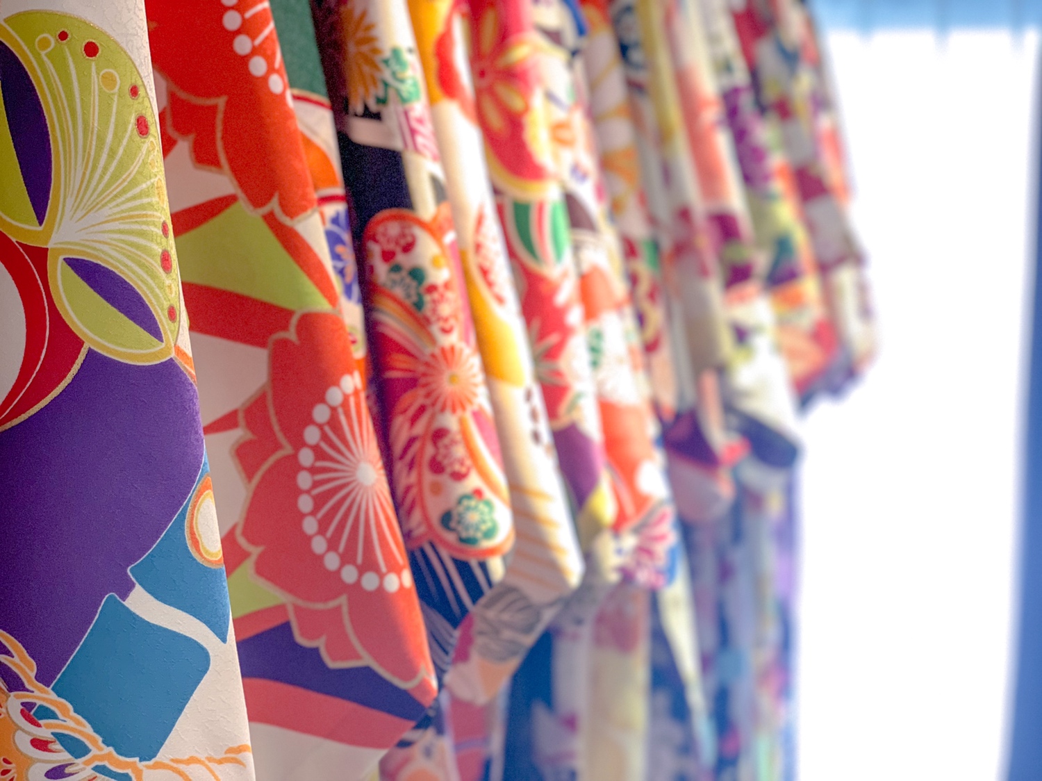友達と一緒に浅草をわいわい賑やかに遊びつくしましょう！ | 着物大事典 【特集版】着物コラム | 京都 、浅草で着物を楽しむなら、着物レンタルVASARA！
