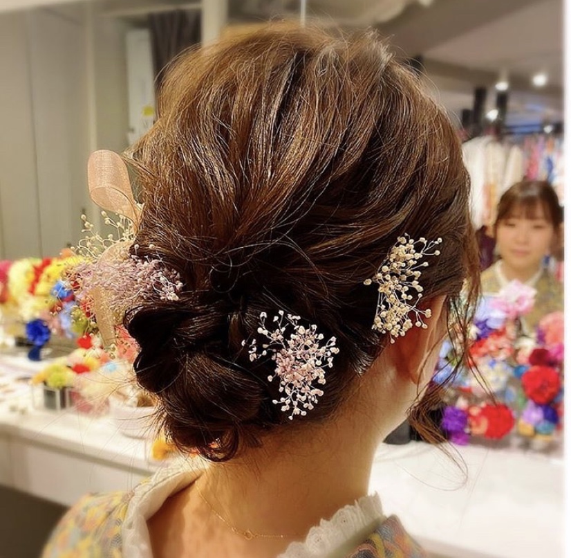 《ヘアアレンジwithかすみ草》