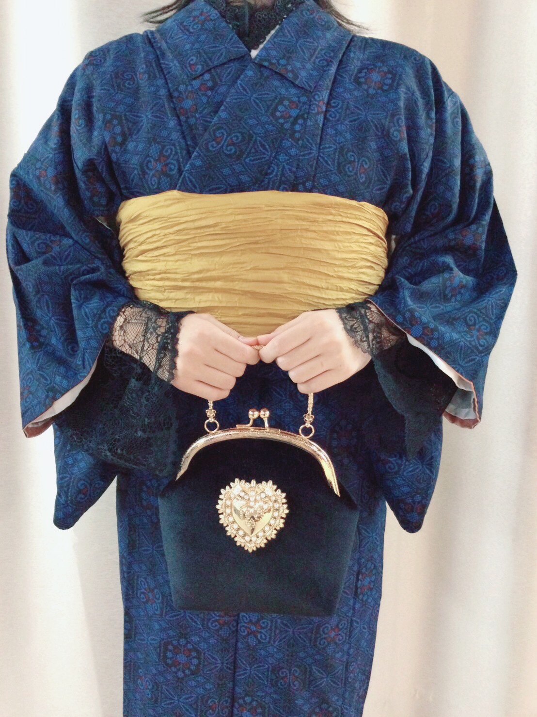 アンティークバッグも可愛い♡