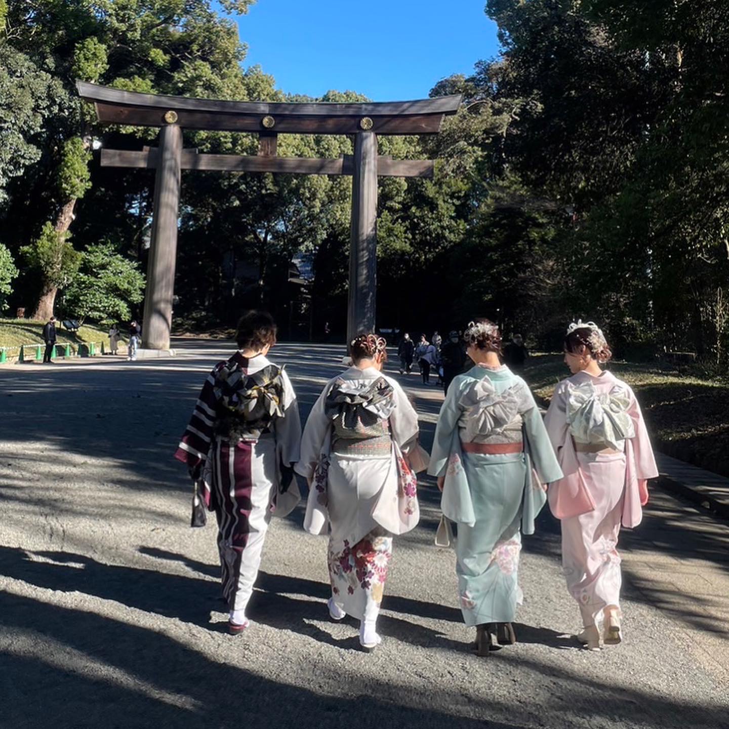 お正月はお着物でお出かけしませんか？
