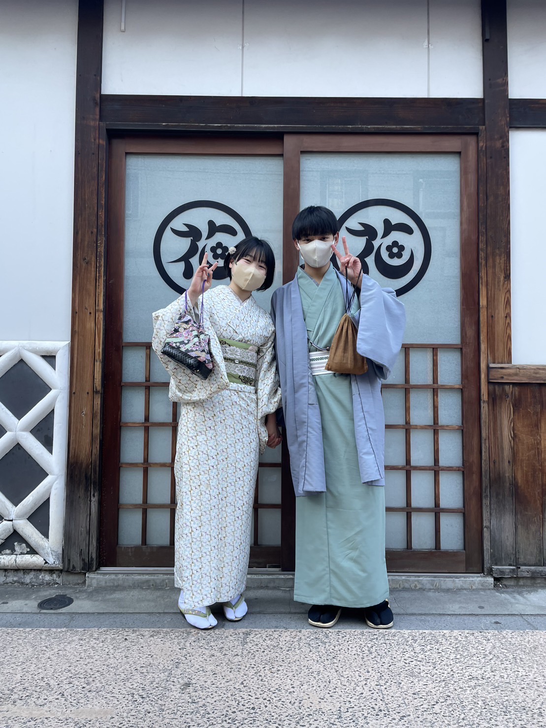 こんにちは☺︎
